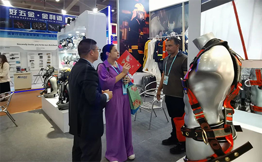 上海誠格亮相133屆廣交會 展高端個人防護產(chǎn)品圖片4
